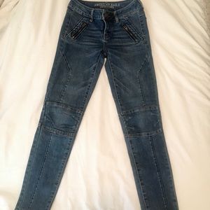 American Eagle Skinny Jean (Size: 0)